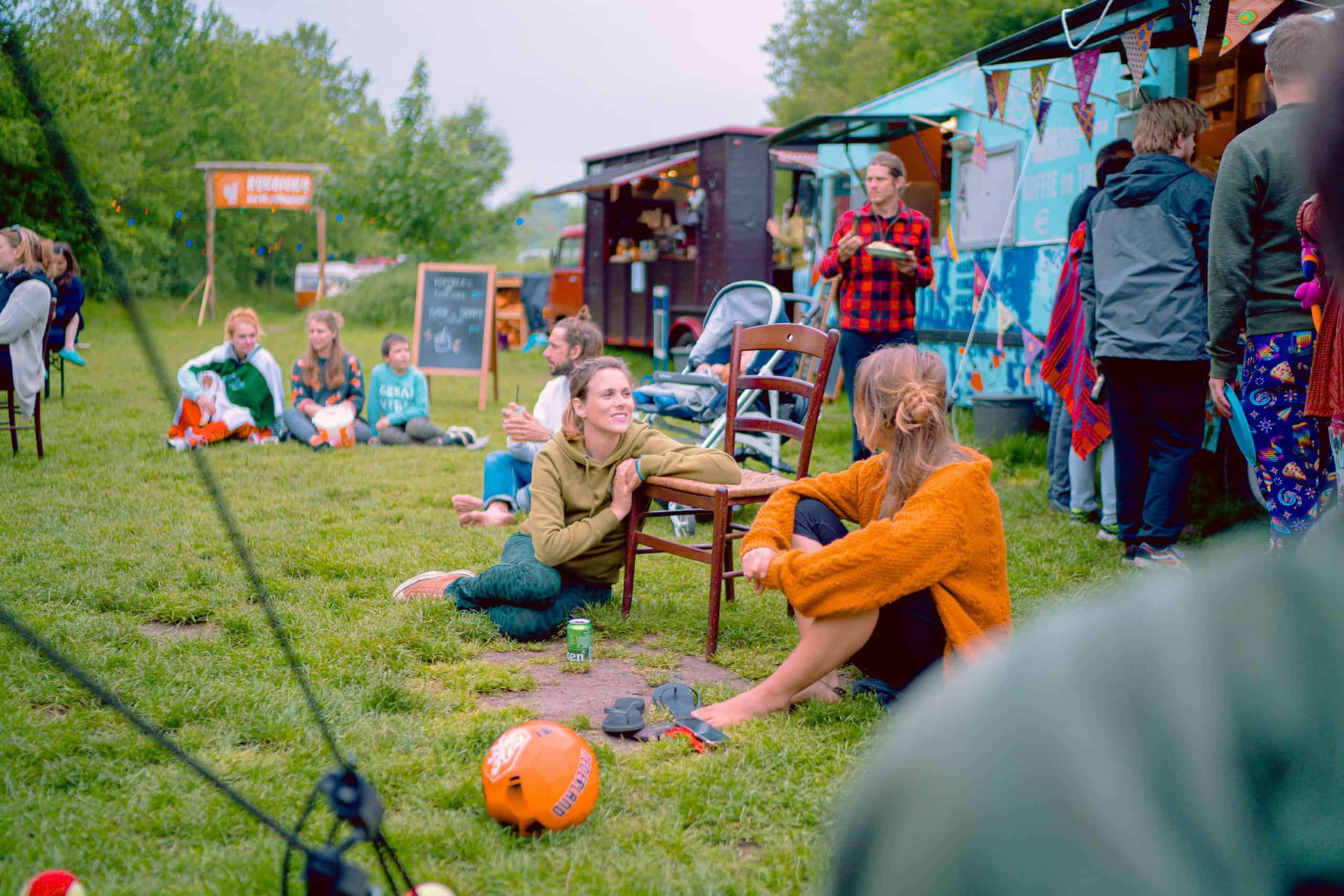 Relaxen op het gras op Landgoed Energy Up